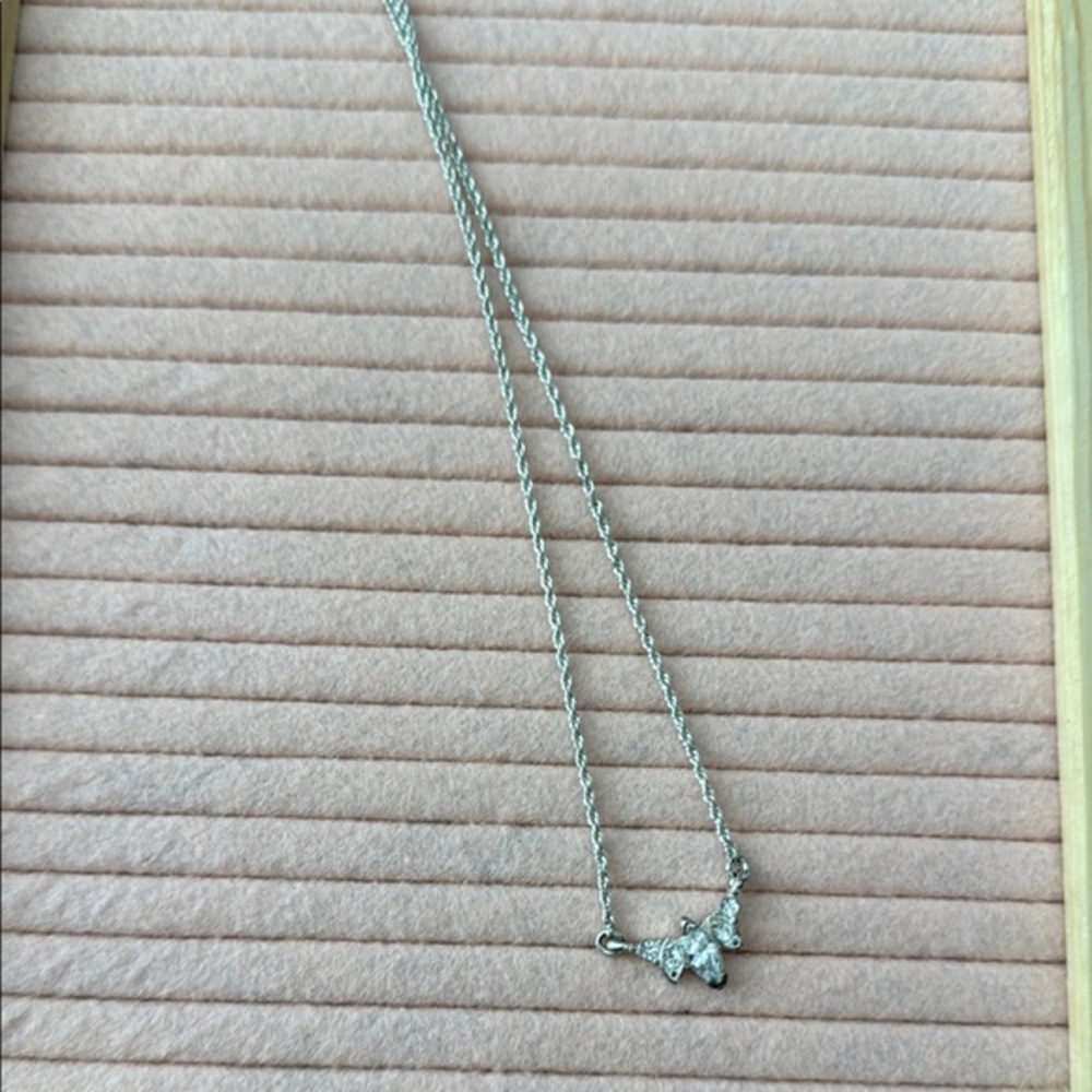 Vintage Silver Delicate Necklace with Pendant
